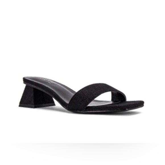 REVOLVE Shoes - REVOLVE X RAYE - Julie Heel in Black